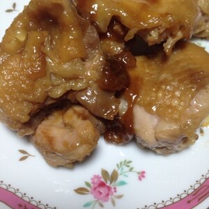 簡単煮るだけ！鶏もも肉のフライパン照り煮♪